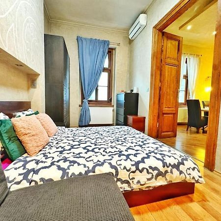 Ultra Central Apartment / 10 Ppl Budapeste Exterior foto